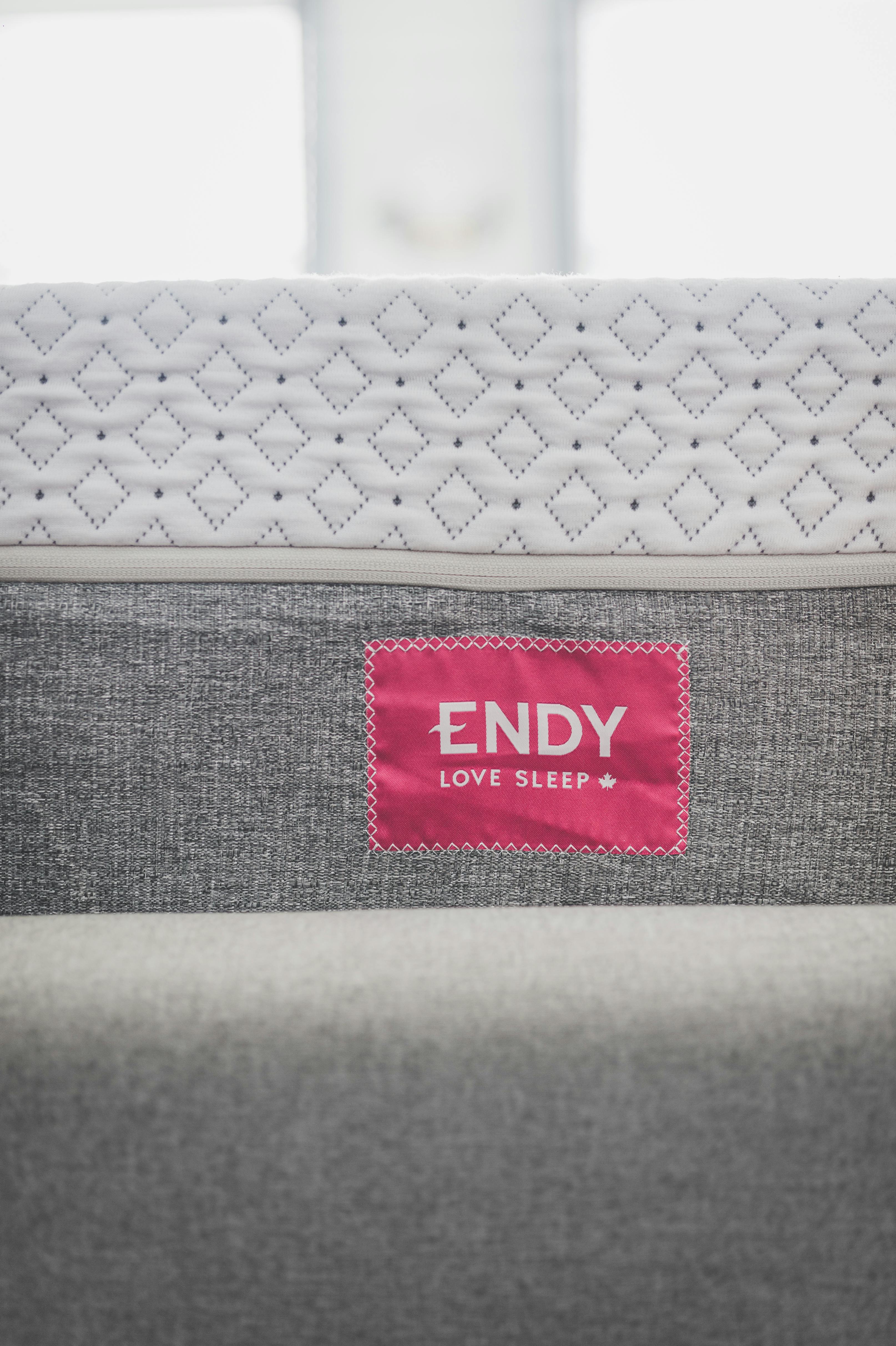 Best Canadian Mattress Brands That Compete with Casper & Endy