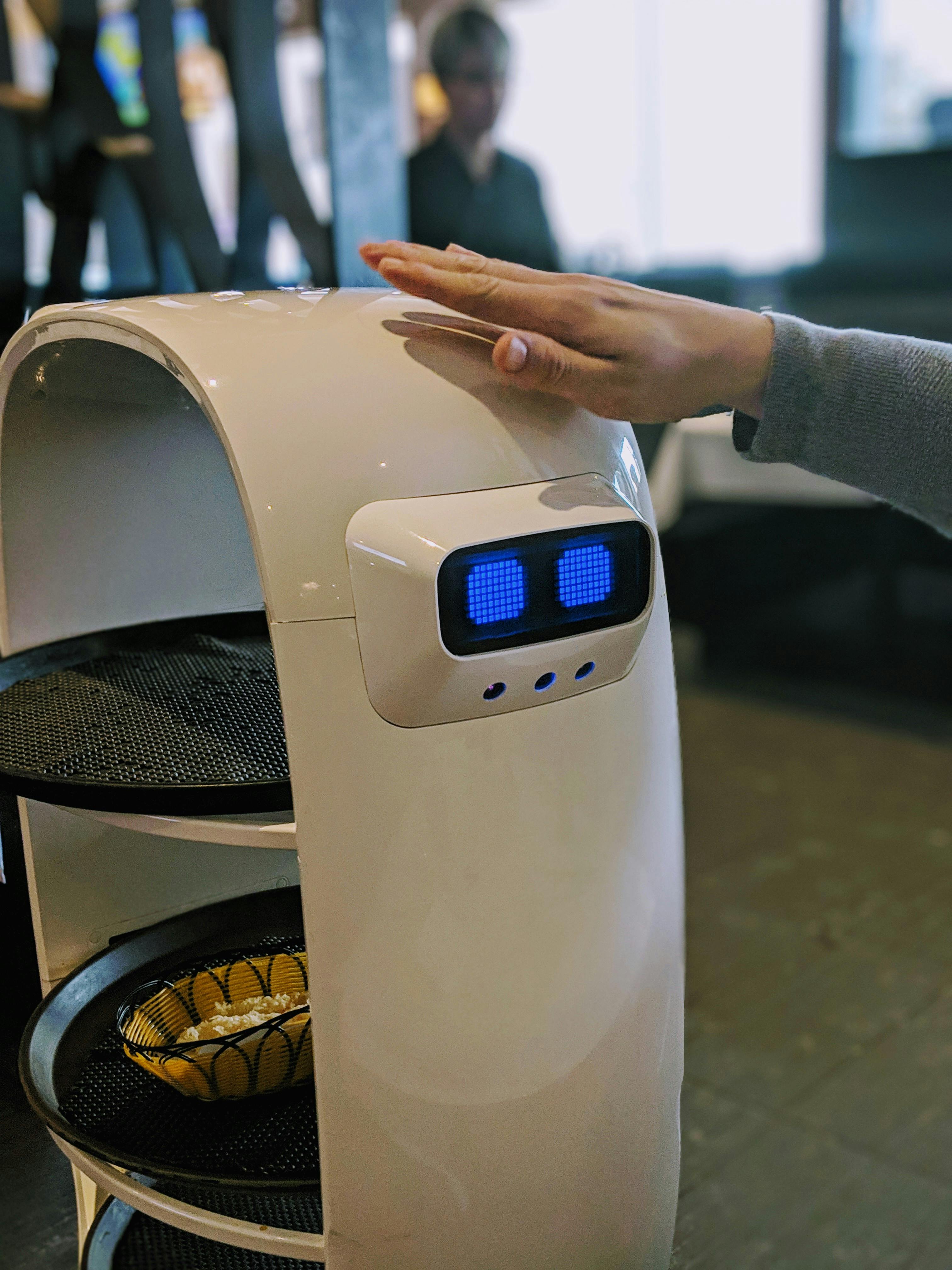 Why AI-Powered Reviews are the Future of Shopping in Canada